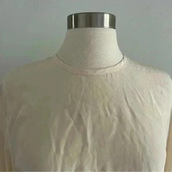 Vintage Liz Claiborne Silk Ivory Blouse Button Down Back Sz 6 - Picture 3 of 8